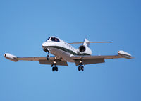 N222BE @ KAPA - On final approach to 17L.