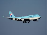 HL7486 @ VIE - Korean Air replaced its A 330 Passenger on the flights to Vienna by 747-400
