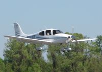 N863CF @ DTN - Landing on 14 at the Shreveport Downtown airport. - by paulp