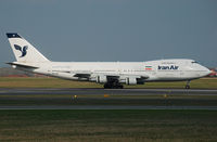 EP-IAH @ LOWW - Iran Air with 747 in Vienna