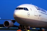 D-AIHM @ MCO - Lufthansa A340-600