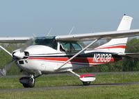 N21038 @ DTN - Taxiing to runway 14 at the Shreveport Downtown airport. - by paulp