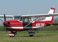 N35795 @ DTN - Taxiing to runway 14 at the Shreveport Downtown airport. - by paulp