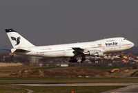EP-IAH @ VIE - Iran Air Boeing 747-286B(M)