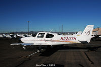 N220TH @ KGEU - SR20