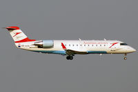 OE-LCQ @ VIE - Austrian arrows Canadair Regional Jet CRJ200LR