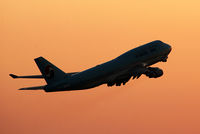 HL7485 @ VIE - Korean Air Boeing 747-4B5