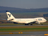 EP-IAH @ VIE - Very rare visitor, a 32 yr. old veteran, departing RWY 16 bound for TH - by P. Radosta - www.austrianwings.info