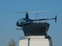 N653SH @ KSMO - N653SH in front of KSMO's tower - by Torsten Hoff