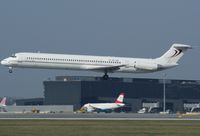 OE-IKB @ LOWW - MapJet landing Rwy16.