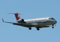 N8416B @ SHV - Landing on runway 32 at the Shreveport Regional airport. - by paulp