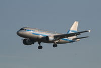 OH-LVE @ EBBR - arrival of flight AY811 to rwy 25L