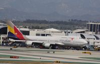 HL7421 @ KLAX - Boeing 747-400 - by Mark Pasqualino