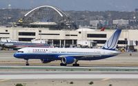 N513UA @ KLAX - Boeing 757-200 - by Mark Pasqualino