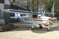 G-ARSU @ EGTN - Piper Pa22 at Enstone North