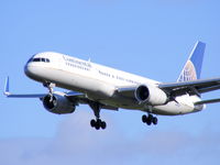 N14107 @ EGCC - Continental - by Chris Hall
