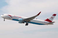 OE-LAE @ VIE - Austrian Airlines Boeing 767-300 - by Yakfreak - VAP