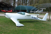 G-BXOY @ EGTN - Quickie Q235 at Enstone North