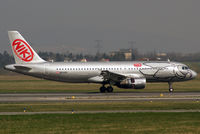 OE-LEO @ VIE - NIKI Airbus A320-214