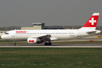 HB-IJK @ VIE - Swiss Airbus A320-214