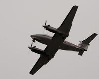 N425BP @ SAT - On final 03 SAT Good Friday - by Esteban Erik Stipnieks