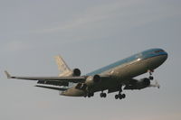 PH-KCD @ TNCC - on final - by daniel jef