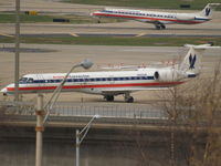 N816HK @ KSTL - HEADING TO TERMINAL - by Gary Schenaman