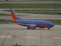 N423WN @ KSTL - HEADING TO TERMINAL - by Gary Schenaman