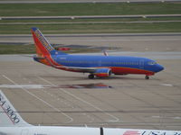 N614SW @ KSTL - HEADING TO TERMINAL