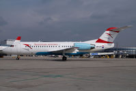 OE-LFI @ VIE - Austrian Arrows Fokker 70 - by Yakfreak - VAP