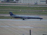 N834HK @ KSTL - HEADING TOWARD RUNWAY