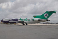 CP-2498 @ KMIA - Aerosur Boeing 727-200