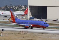 N676SW @ KLAX - Boeing 737-700 - by Mark Pasqualino