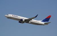 N377DA @ KLAX - Boeing 737-800 - by Mark Pasqualino