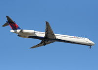 N908DL @ TPA - Delta MD-88