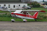 G-BOPD @ EGCF - Hewes Bede at Sandtoft - by Terry Fletcher
