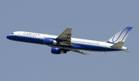 N510UA @ KLAX - Departing LAX on 25R - by Todd Royer