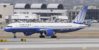 N525UA @ KLAX - Taxi to gate - by Todd Royer