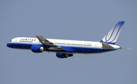 N526UA @ KLAX - Departing LAX on 25R - by Todd Royer
