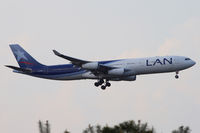 CC-CQE @ EDDF - LAN - Airbus 340-313