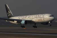 OE-LAY @ LOWW - AUSTRIAN AIRLINES - by Delta Kilo