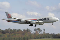 LX-SCV @ ELLX - moments before touchdown - by FBE