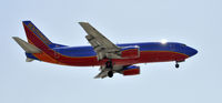 N679AA @ KLAX - Landing 24R at LAX - by Todd Royer
