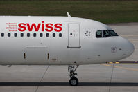 HB-IOH @ ZRH - Airbus A321-111 - by Juergen Postl
