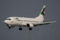 LZ-BOU @ VIE - Boeing 737-3L9