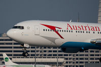 OE-LAT @ VIE - Boeing 767-31A