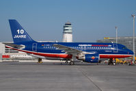 D-AHIK @ VIE - Hamburg International Airbus 319