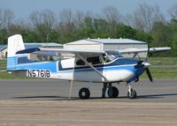N5761B @ DTN - Parked at the Shreveport Downtown airport. - by paulp