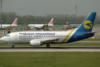 UR-GAW @ VIE - Ukraine International Airlines Boeing 737-5Y0