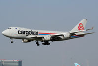 LX-WCV @ LOWW - LX-WCV @ Vienna Airport